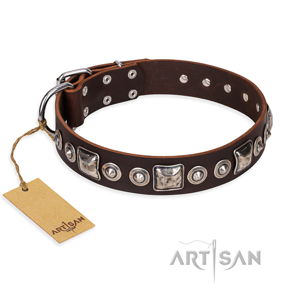 Full grain leather dog collar made of best quality material with corrosion resistant buckle