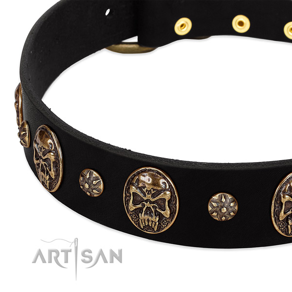 Strong D-ring on full grain genuine leather dog collar for your doggie