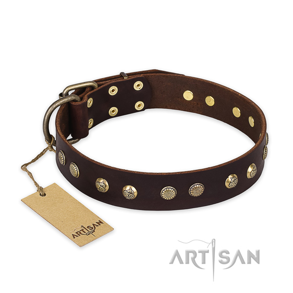 Easy adjustable leather dog collar with durable D-ring