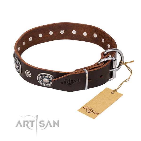 Top rate leather dog collar handcrafted for comfortable wearing