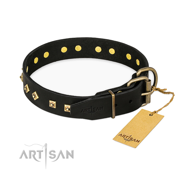 Durable fittings on genuine leather collar for daily walking your dog
