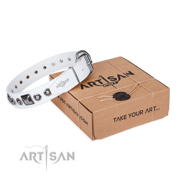 Reliable full grain leather dog collar handmade for handy use