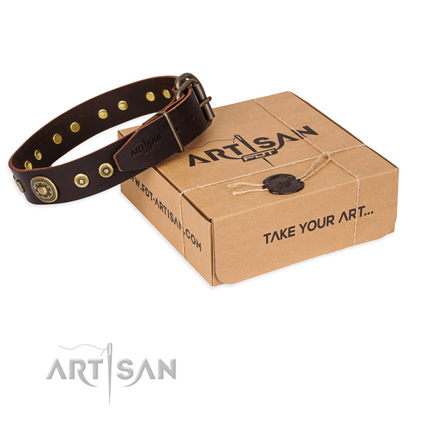 Natural genuine leather dog collar made of high quality material with corrosion proof traditional buckle