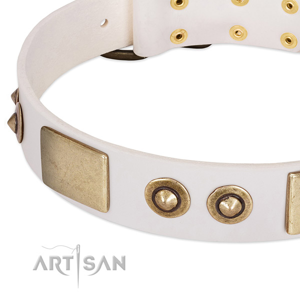 Rust-proof fittings on natural genuine leather dog collar for your dog